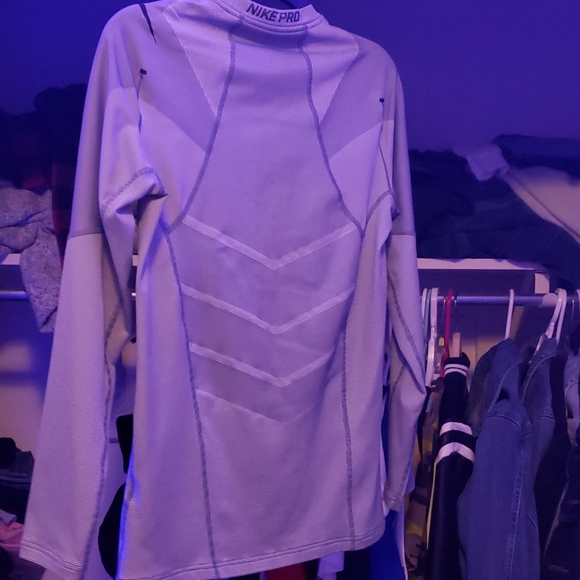 3 for 30🔥Nike football long sleeve shirt - Picture 2 of 5